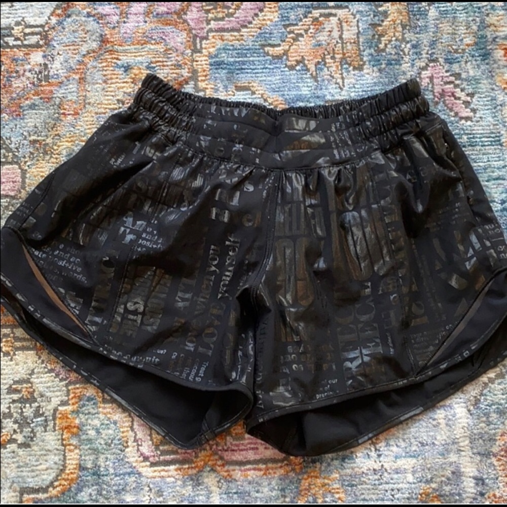 Lululemon hottie hot shorts size 4, 4” inseam